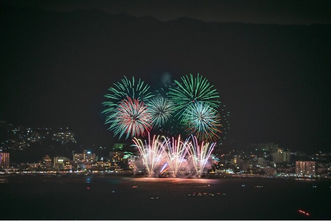 愛知県蒲郡市【夏の思い出コンプ】打ち上げ花火×ナイトプール×バーベキュー！！夏の究極贅沢プランが7月7日より予約開始！海の街蒲郡のラグーナビーチでお盆休みを満喫しましょ！