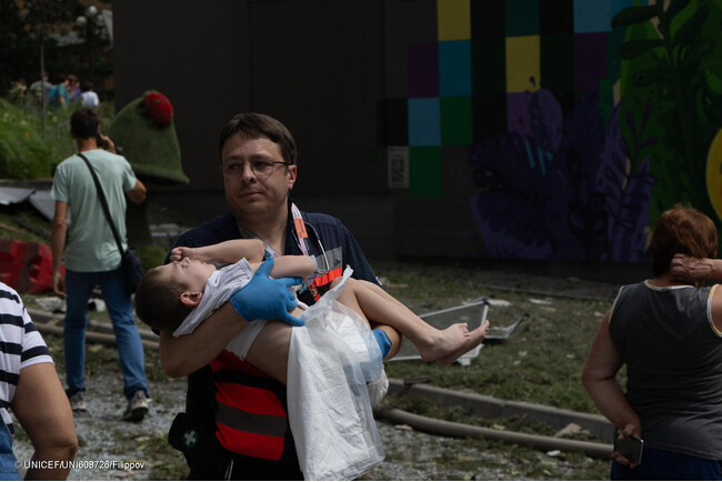 「ウクライナの子どもに安全な場所はない」ミサイル攻撃で死傷者多数【プレスリリース】
