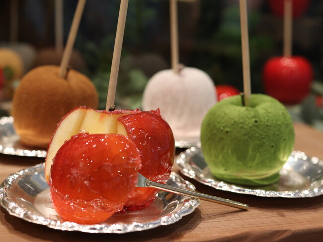 【浅草！新仲見世通りに、りんご飴】TikTok総再生3億越えの大行列店「代官山Candy apple」が2024年7月20日（土）グランドオープン致します。