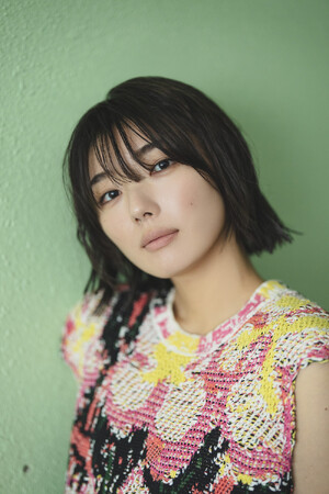 “女優・藤吉夏鈴”が表現する世界−−。櫻坂46・藤吉夏鈴が「blt graph.vol.104」表紙・巻頭に登場。