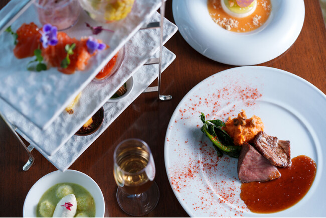 【ウェスティンホテル仙台】仙台・宮城の名物グルメや食材を楽しむ、期間限定ハイティー「Sendai Delicious Moment ～Summer Vacation～」