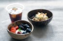 『デライトボウル』very berry & cherry+『ミックスボウル』oreo crunch & banana+アイスコーヒー 『デライトボウル』very berry & cherry+『ミックスボウル』oreo crunch & banana+アイスコーヒー