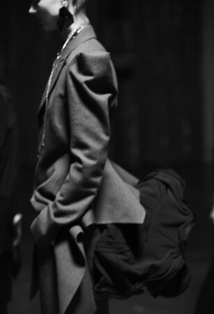 Yohji Yamamoto 2024-25 Autumn/Winter Collection 7月24日(水)より展開スタート