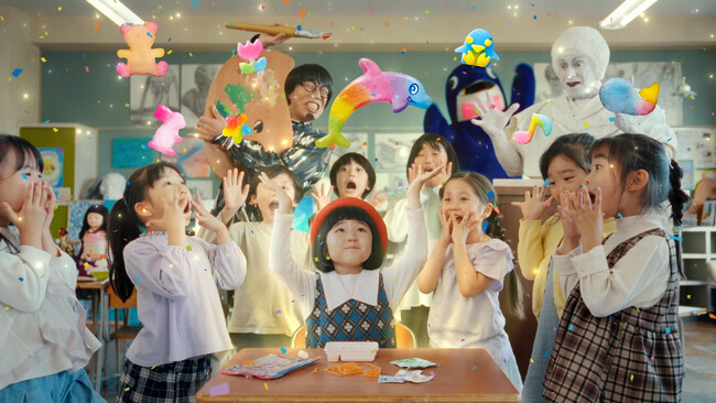 夏休みは知育菓子(R)で手軽に楽しくアート体験を！子役 永尾柚乃さんがグミで天才アーティストになりきる！「おえかきグミランド」新CM　「知育菓子の日」の7月19日（金）よりWEBにて公開！