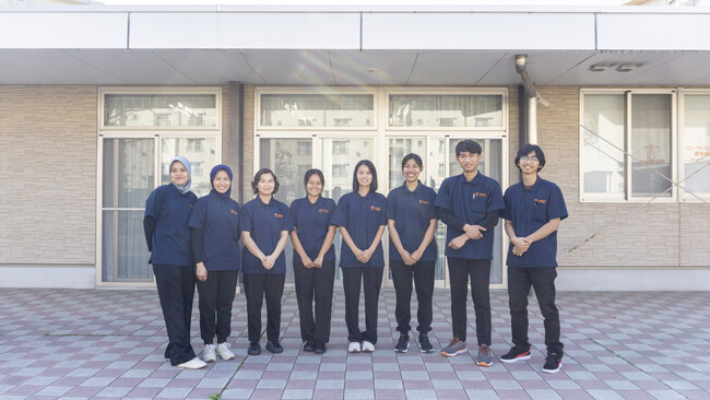 外国人が介護福祉士国家試験に合格する秘訣とは！？～ 外国人介護士マネジメントセミナー・Part 1 ～2024年8月7日（水）無料オンラインセミナー開催