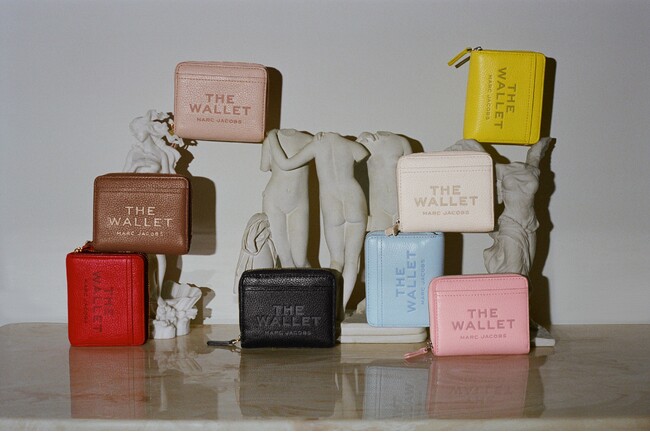 マーク ジェイコブス、今年一番の開運日に向けて、新作ウォレットが続々登場！