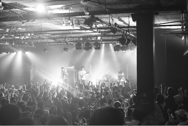 四人組ロックバンド”家主”、熱狂の恵比寿LIQUIDROOMワンマンライブの映像を期間限定公開！更に全国ツアーの追加公演も決定