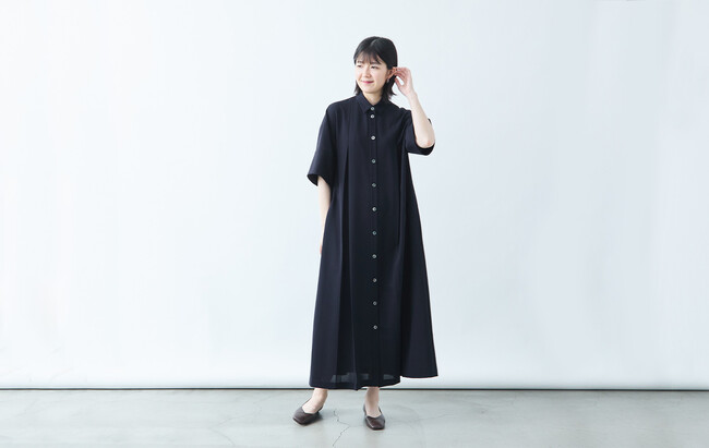 夏に涼しい“ORIGAMI”シャツワンピース新登場 ～世界で唯一の特殊改造編み機が生んだ心地よさ～