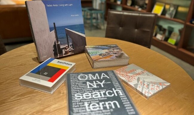 英語塾や英会話教室で 海外書籍を授業に活用！ 輸入書＆雑誌の提案・販売サービス「世界とつながる本屋さん for英語塾」本日2024/8/1（木）より正式提供開始