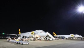 ＜新千歳空港および北九州空港から到着した機体：羽田空港＞