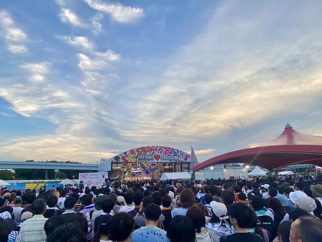 指原莉乃プロデュースアイドルグループ「＝LOVE」。8年連続で「TOKYO IDOL FESTIVAL 2024」に出演！野外メインステージのHOT STAGEにて、熱気溢れるパフォーマンスを披露！