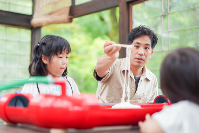 猛暑対策にぴったり！「流しそうめん体験」を8月1日から日帰りBBQでも開始【ウッドデザインパーク岡崎】