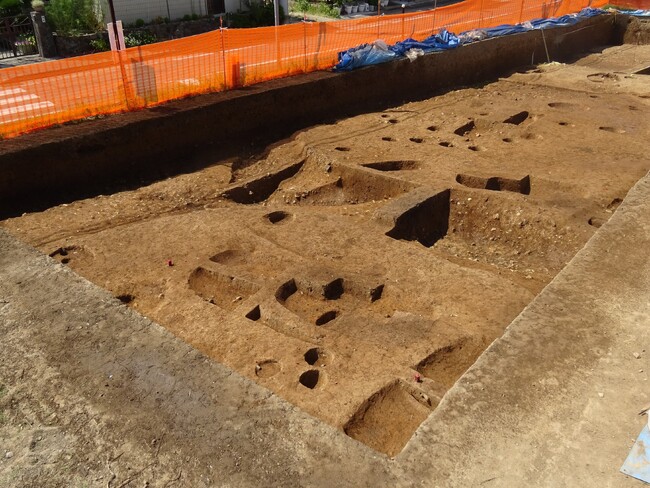 加茂遺跡で弥生時代中期の方形周溝墓などを発見/兵庫県川西市