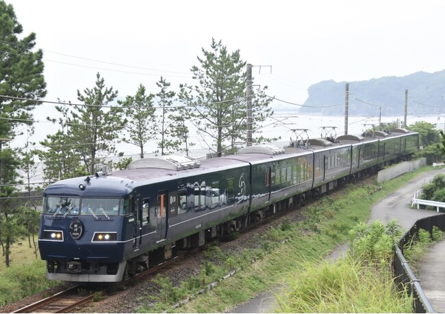 「WEST EXPRESS 銀河」車両見学会 見学者募集について