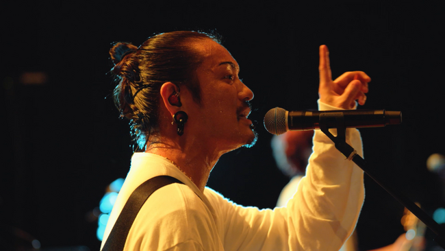WANIMAが部活をがんばる高校生へライブを「さしいれ」する新CM!「部活にinゼリー」篇