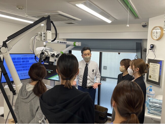 【歯科衛生士のスキルアップ】マイクロスコープが必須のワケ！東京歯科大学名誉教授・眞木吉信先生による「実際にマイクロスコープを使ってみよう！」実習セミナーを10/6(日)開催。