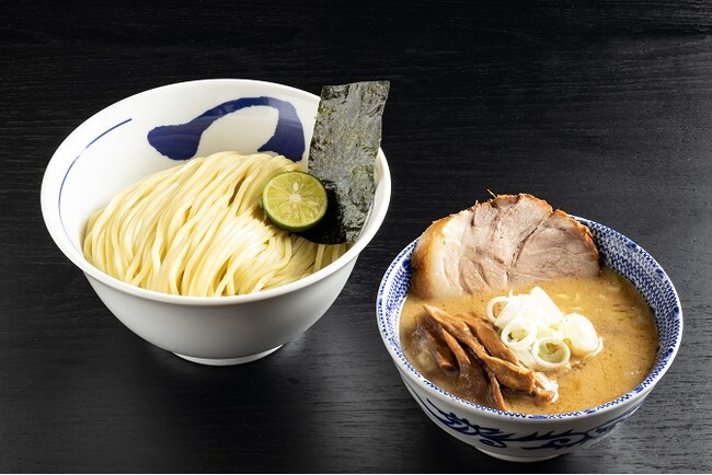 ゴーストレストランFC『デリステーション』とオイシーズ運営『濃厚豚骨魚介つけ麺 つじ田』のブランドシェアリングサービスが連携！