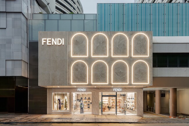 フェンディ、香港のカントンロードに新店舗をオープン!