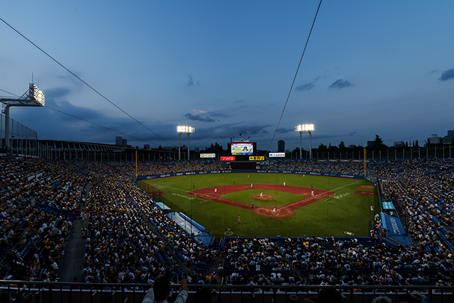 東京ヤクルトスワローズとの公式戦コラボイベント「日立ソリューションズデー」を開催