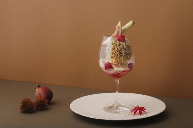 南紀白浜マリオットホテル 和歌山県産イチジクと和栗で仕立てた秋のご褒美スイーツ「イチジクと和栗のモンブランパフェ」を発売