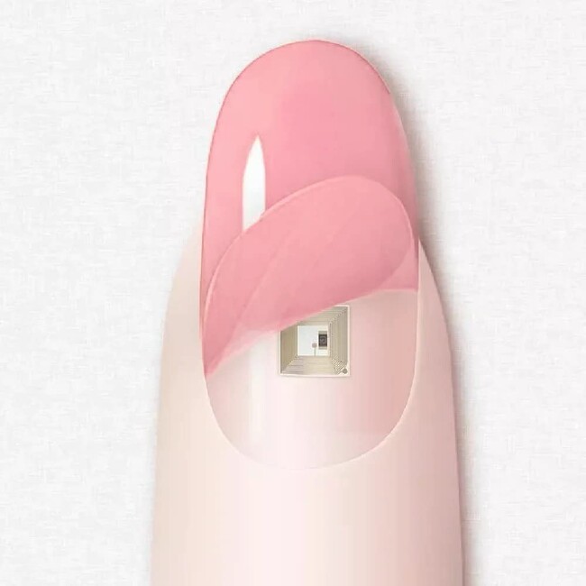【数量限定】もう名刺は不要！指先でスマートに連絡先を交換！爪に貼るマイクロチップ「INSTA-NAIL」の「３つ買うともう一つ無料」キャンペーンをAmazon「GeeTOKYO」で実施【8/29まで】