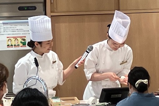 【ホテルグランヴィア大阪】若者たちが将来について考える“きっかけ”づくりに。職場見学会にてパティシエの講演・実演を実施