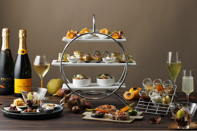 コートヤード・バイ・マリオット 新大阪ステーション_華やかな秋のフルーツ＆プチアレンジを楽しむハイティー「FRUITY CONCOCTIONS(フルーティー コンコクションズ)」を発売