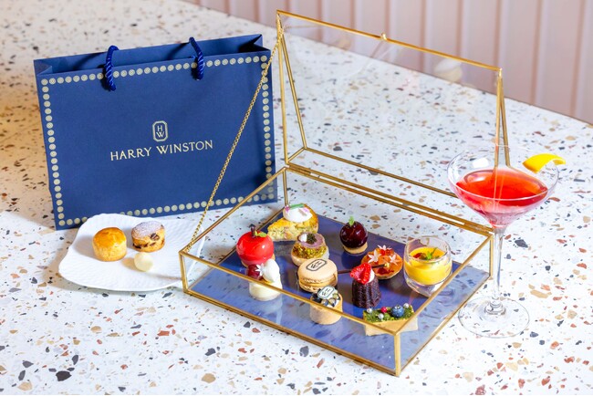 【W大阪】NYがテーマの“HARRY WINSTON’s New York”アフタヌーンティー