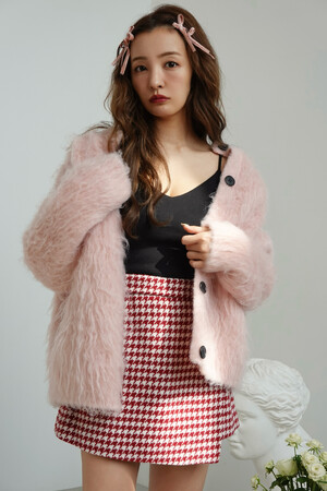 板野友美がディレクターを務める【Rosy luce】“非現実的な、心躍る瞬間”をテーマにあべのハルカス近鉄本店にてPOP-UP SHOP & 板野友美 来店イベントを3DAYS限定で実施！