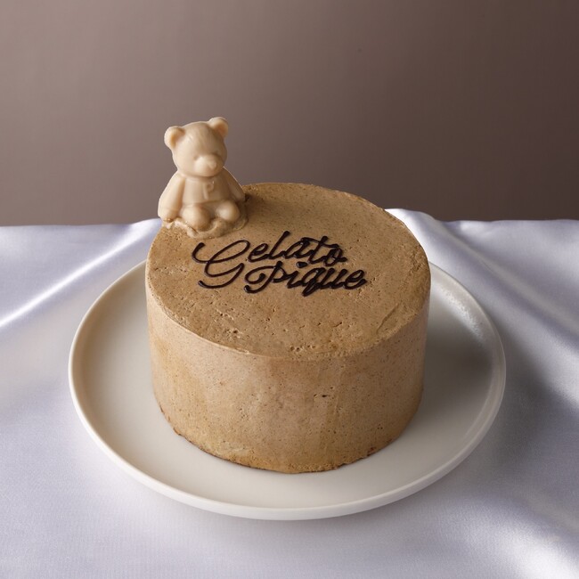 【gelato pique（ジェラート ピケ）】2020年発売開始以来、毎年大好評のセブン-イレブンクリスマスケーキ第5弾！ちょこんと座ったピケベアが愛らしいアールグレイケーキが登場