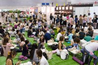 9月21日～23日、ヨガの祭典「ヨガフェスタ」を開催！20周年を迎えるヨガ三昧なイベント＠パシフィコ横浜
