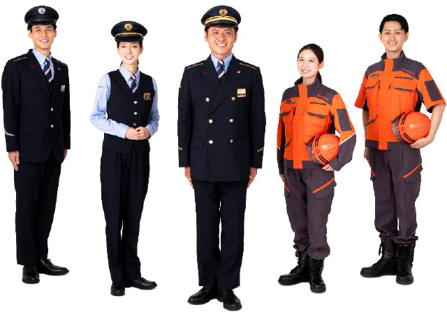 本年11月1日、現業に従事する従業員の制服を16年ぶりにリニューアルします