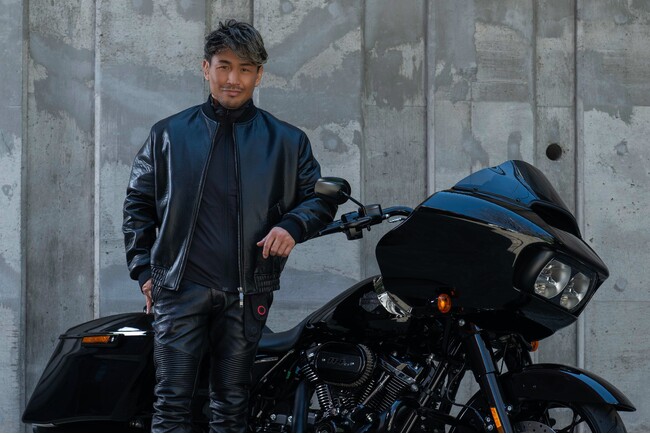 LIDEFが展開する電熱ウエア『ヒートマスター』ブランドのアンバサダーに魔裟斗さんが就任!