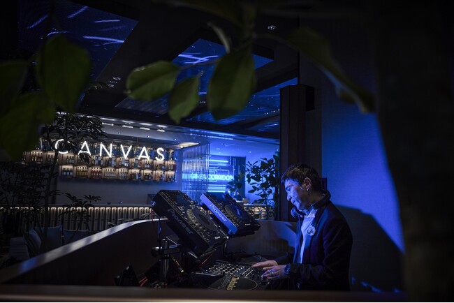 クリスマス宿泊プラン＆ CHRISTMAS DJ LIVE／ザ ロイヤルパーク キャンバス 銀座コリドー