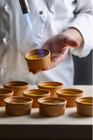 ハイアット リージェンシー 京都 秋の味覚を楽しむ「カフェ33 秋のアフタヌーンブッフェ」10月12日（土）よりスタート。ご注文いただいて目の前で仕上げる生絞りモンブランも登場