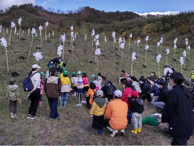 １０月５日（土）「厚真町さくら植樹」を実施
