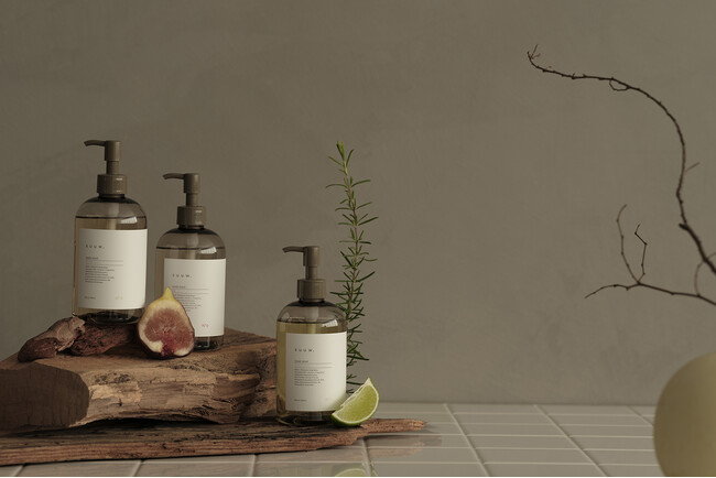 洗っている瞬間から心地よく香る。suuw.のハンドソープから3つの新しい香り〈シトラスハーブ〉〈ウッディムスク〉〈フィグ〉が新登場！10月4日より発売開始