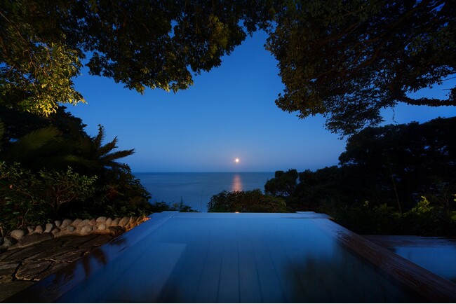 【吉祥CAREN】今年、地球から最も近い満月～10月17日は「スーパームーン」に出会う旅へ