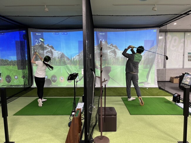 店舗数日本最大級のインドアゴルフスクール『ステップゴルフプラス観音新町店』グランドオープン！