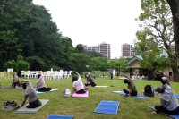 風を感じてリフレッシュ！小山内裏公園で秋の「里山ヨガCafé」11月3日(日・祝)開催！