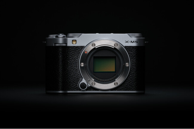 「Xシリーズ」で最軽量となる約355gの小型軽量ボディを実現　ミラーレスデジタルカメラ「FUJIFILM X-M5」新発売