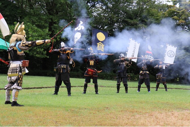 【岐阜県高山市】戦国武将金森長近生誕500年記念事業『火縄銃発砲実演と甲冑劇』を開催しました