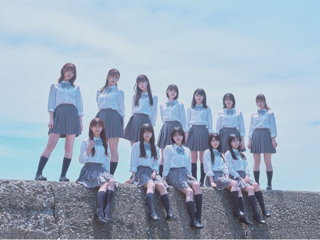 ≒JOY　2ndシングル「初恋シンデレラ」が、オリコン週間シングルランキング、Billboard JAPAN Top Singles Salesともに初登場1位を獲得！