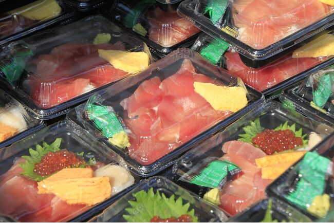 冷凍マグロの水揚量日本一の静岡市清水港｜マグロかつバーガーにマグロラーメン、マグログルメが充実！昨年来場者5万人超えのマグロづくしの祭典「清水港マグロまつり2024」が11/9(土)・10(日)に開催
