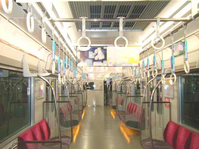 モリテックスチール、Osaka Metro御堂筋線につり革広告