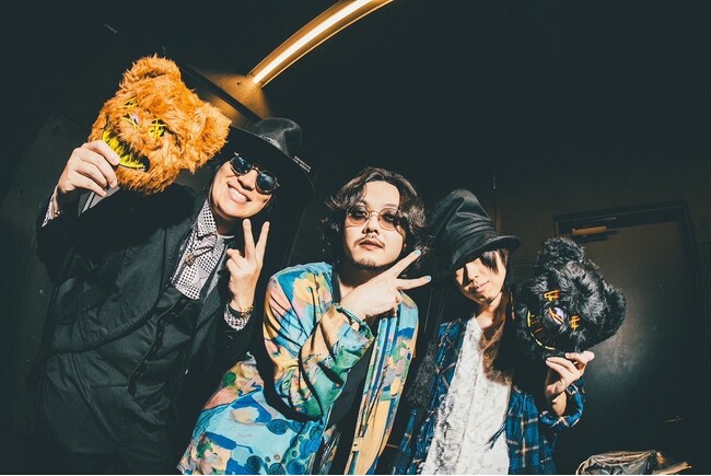 FAKE TYPE.を迎えたTOOBOE主催対バンTOUR”交遊録III”大盛況で終了！2月にChevonとの2マンツアー開催決定！