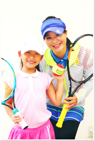スポーツの季節 親子で体を動かす予定はありますか？「秋のなかよし親子テニス体験会」ただいま参加募集中
