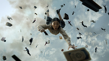 「クラフトボス 甘くないイタリアーノ」新TV-CM 見どころ満載の体当たり演技に注目「宇宙人ジョーンズ・ある日のカフェ／ある日のおつかい」篇 11/1日からオンエア開始