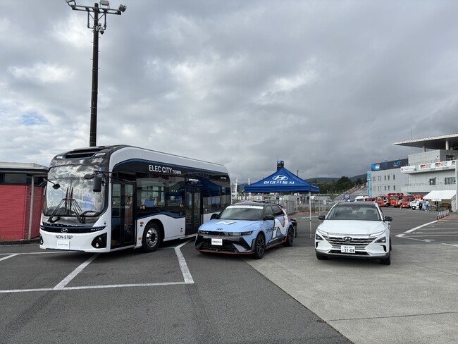 Hyundaiの電気バス「ELEC CITY TOWN」が、「ジャパントラックショー in Fuji Speedway 2024」に参加