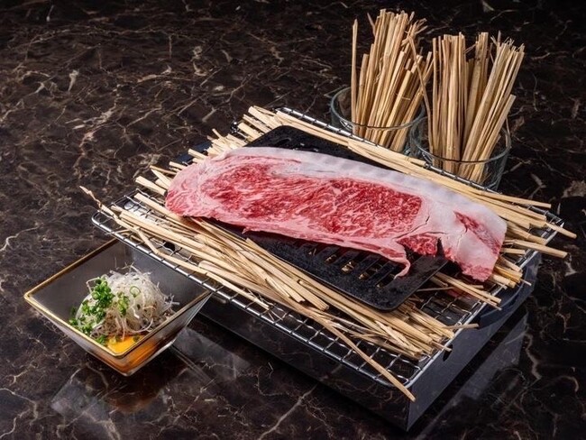 焼肉業界初!!藁焼肉!!